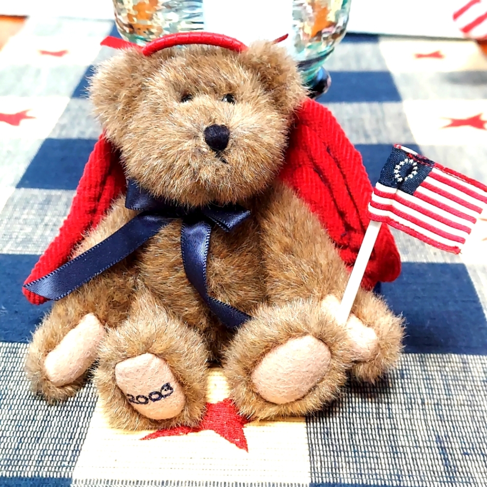 Boyd's Vintage "Liberty" Bear Ornament